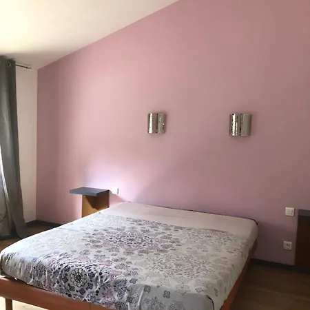 Hébergement de vacances Charmant Logement Saint-Amand-de-Vergt