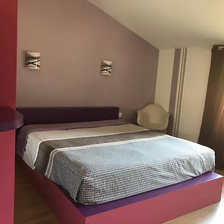 Charmant Logement Hébergement de vacances Saint-Amand-de-Vergt